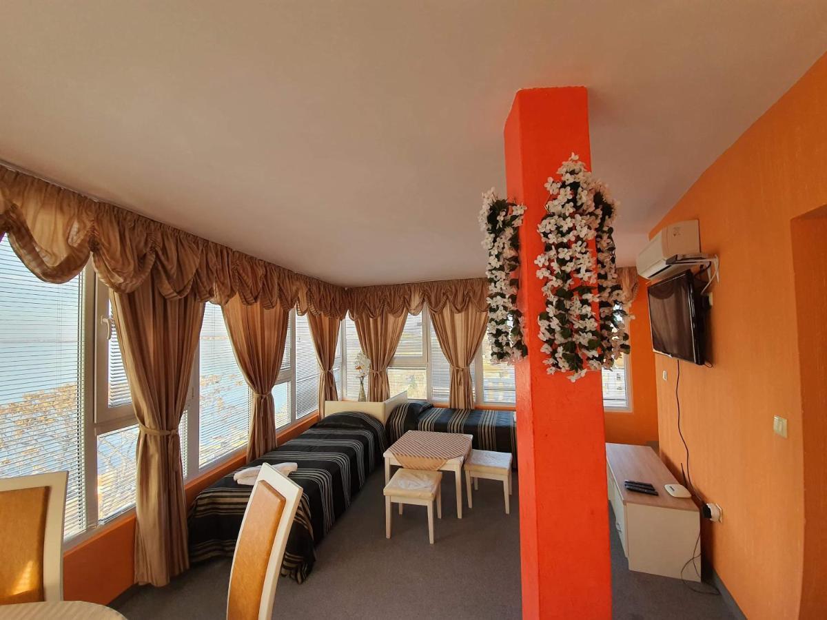 Hotel Paros Pomorie Exterior foto