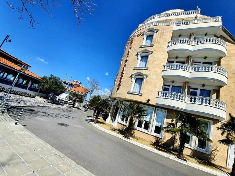 Hotel Paros Pomorie Exterior foto