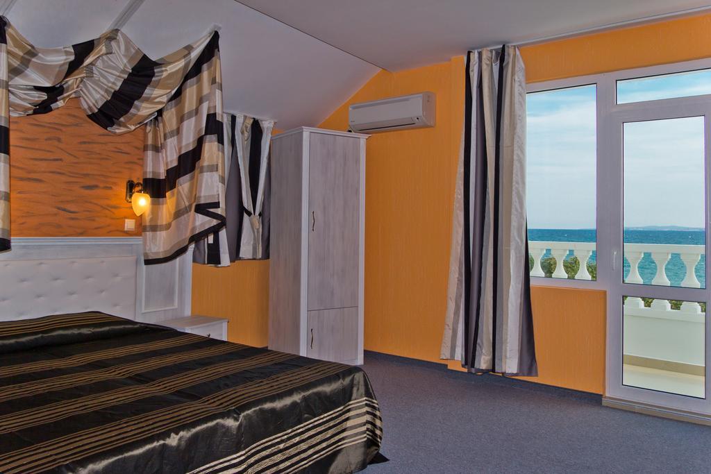 Hotel Paros Pomorie Habitación foto